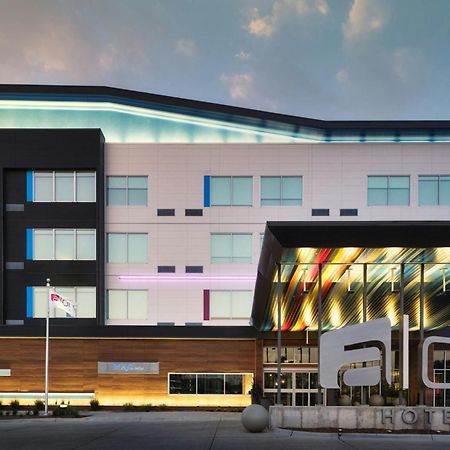Aloft Waukee Hotel Exterior photo